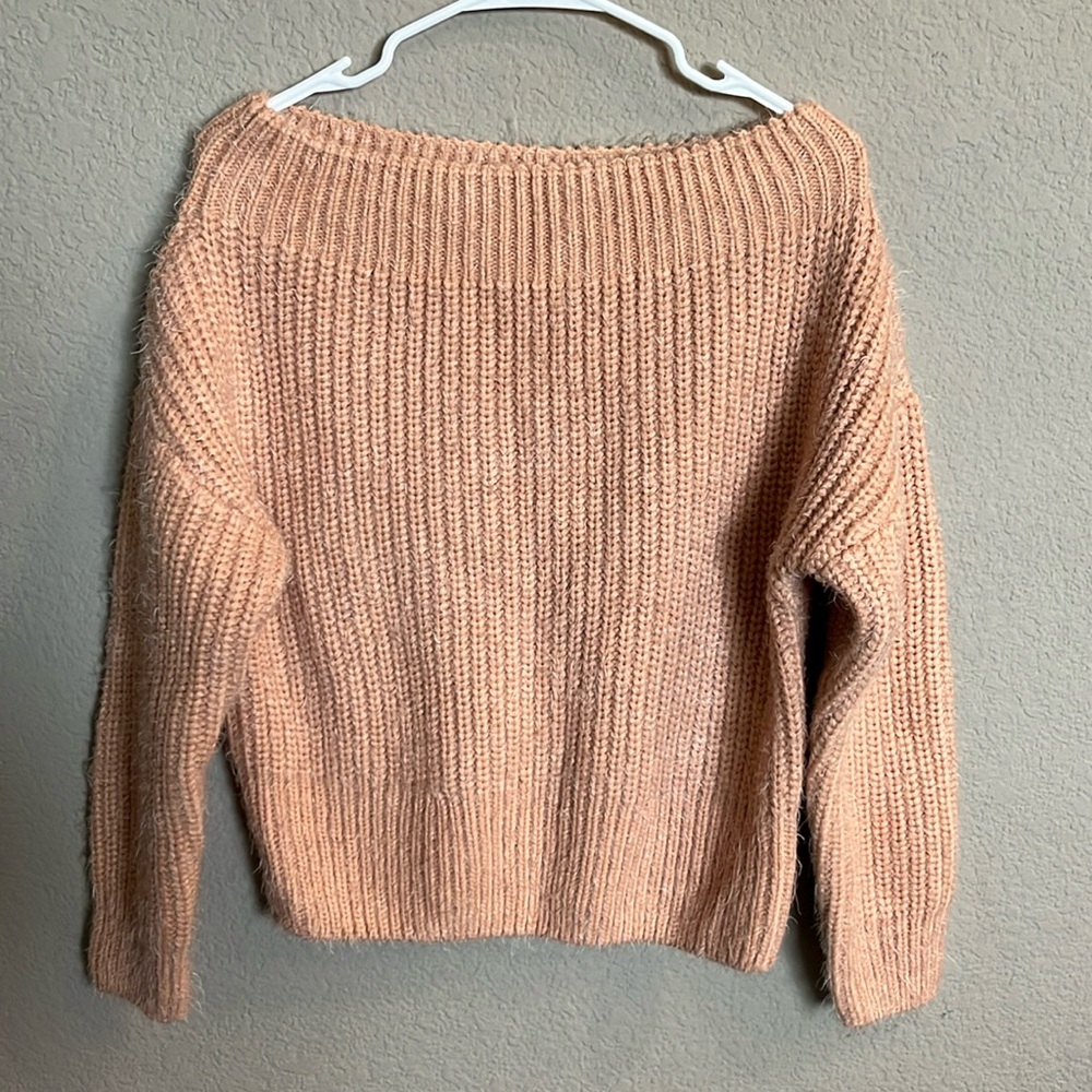 Willow and root light pink sweater